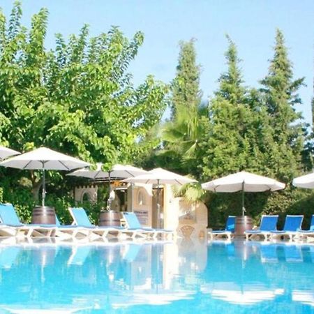 Apollonia Hotel Apartments Пафос Экстерьер фото