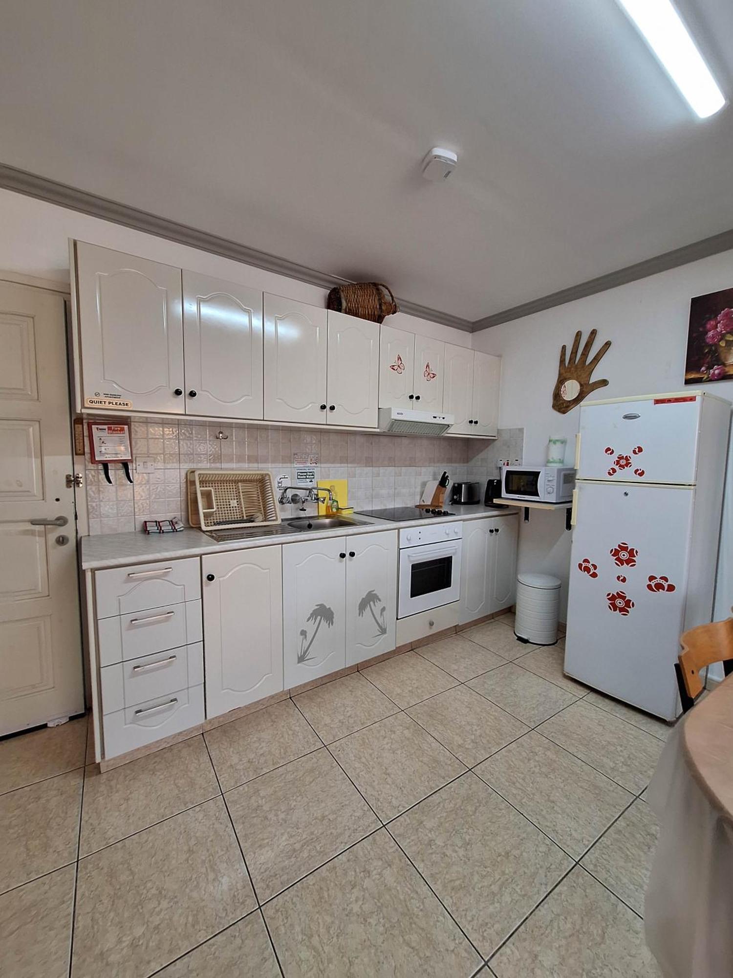 Apollonia Hotel Apartments Пафос Экстерьер фото